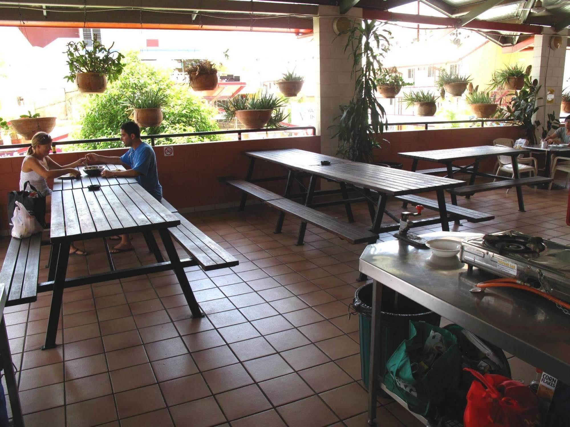 Хостел Chillis Backpackers Дарвин Экстерьер фото